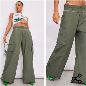 PRETTYLITTLETHING Wide Leg Cargo Bottoms
